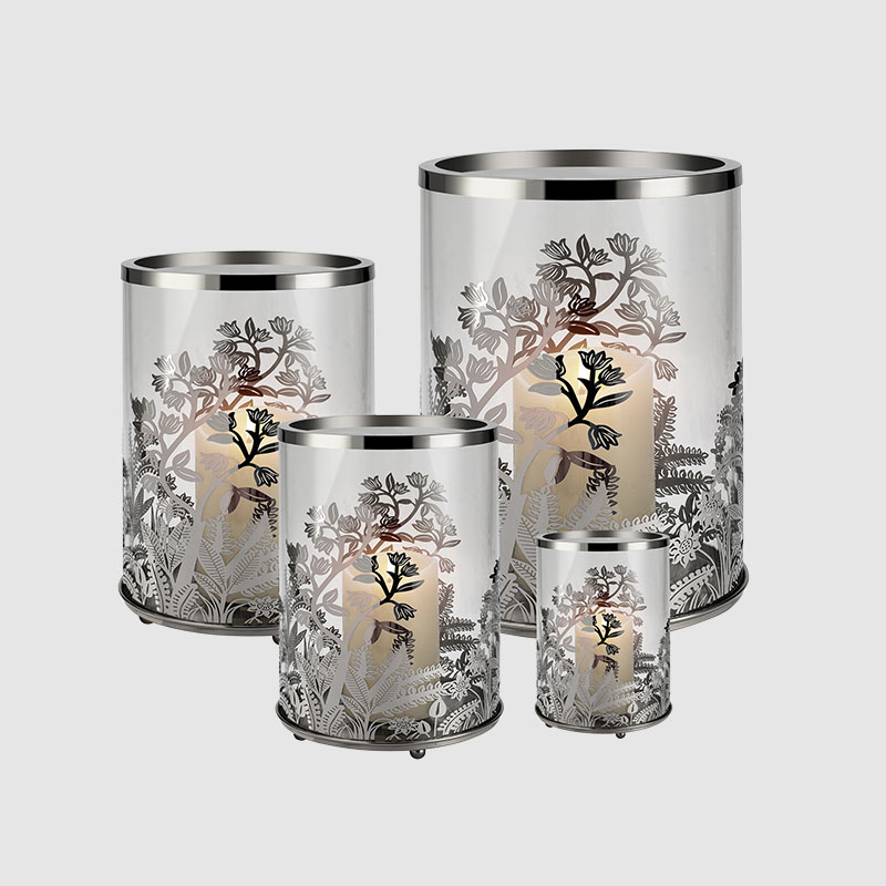 What are the advantages of Metal Candle Holder in decorating homes